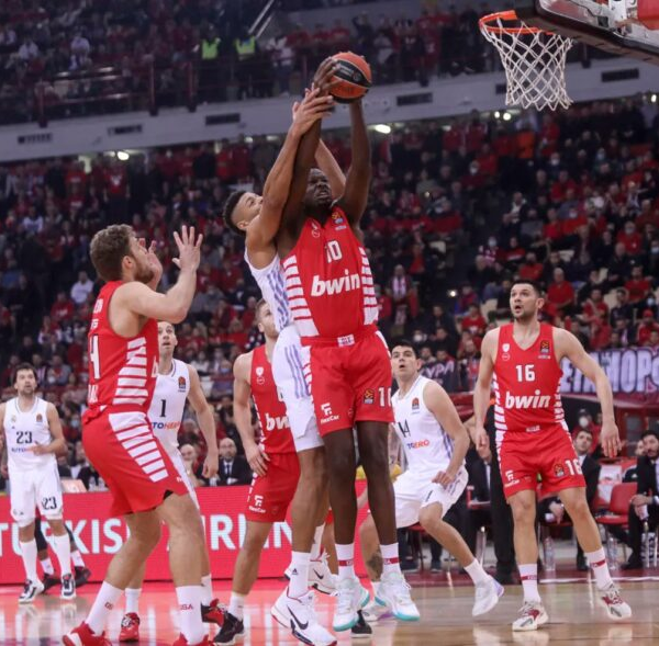From "Olympiacos," Fallas dropped out of the rankings